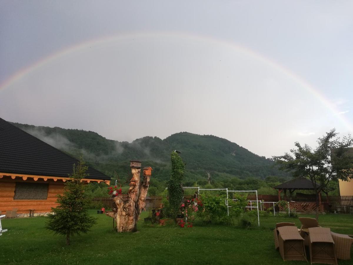 Hasienda Rîşnov Kültér fotó